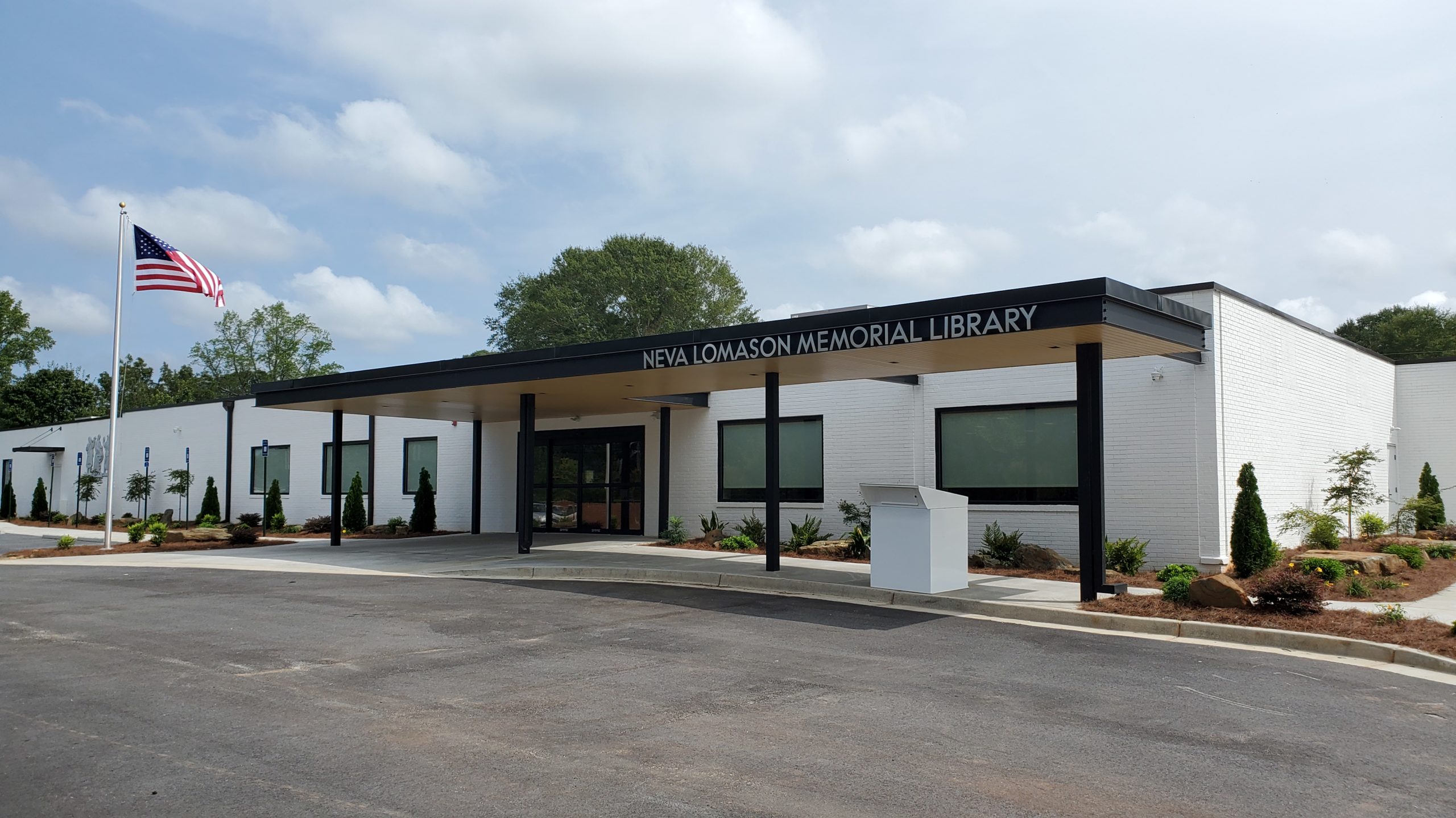 Neva Lomason Memorial Library Opening Monday, September 21 West